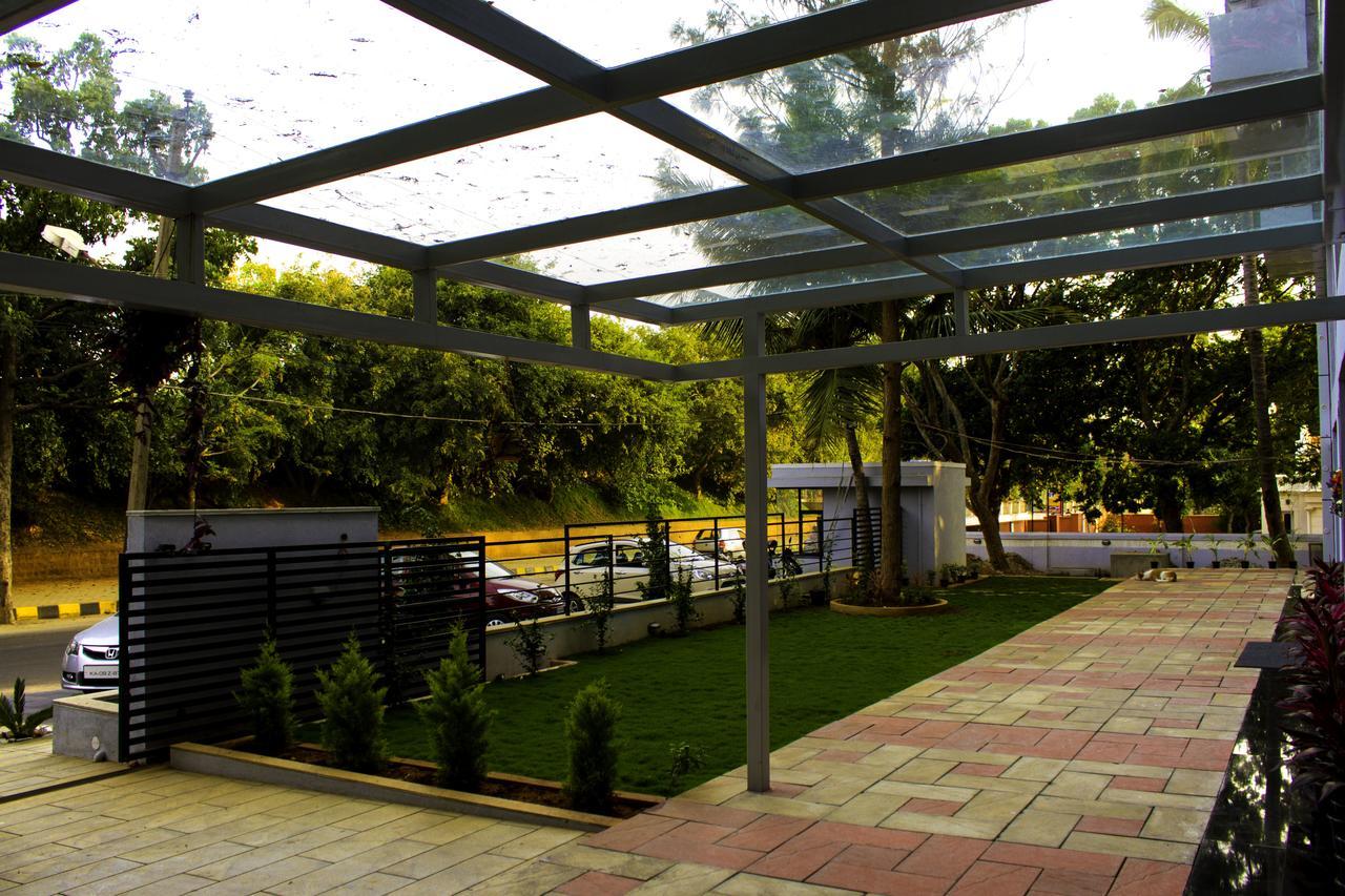 Villa Park Mysore Buitenkant foto