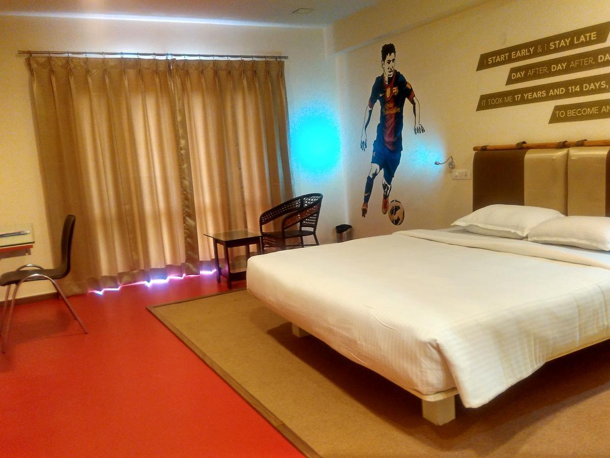 Villa Park Mysore Buitenkant foto